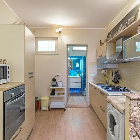 Charming With A Large Terrace Just A Few Minutes' Walk From The And The Downtawn At 15 Minutes From Taormina * Джардіні-Наксос